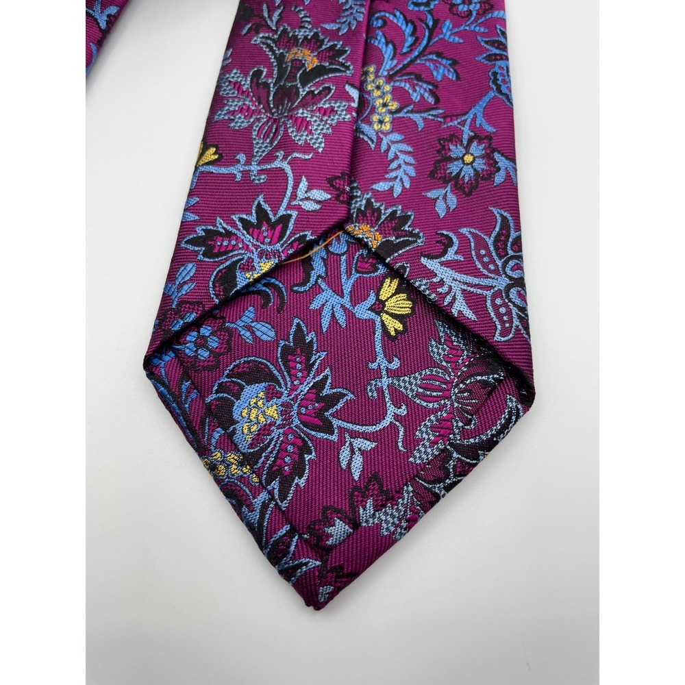 Jos A Bank Reserve Collection Silk Tie Magenta Blue Floral Paisley Made in Italy - Picture 4 of 4